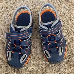 Toddler Boys Water Shoes size 10T